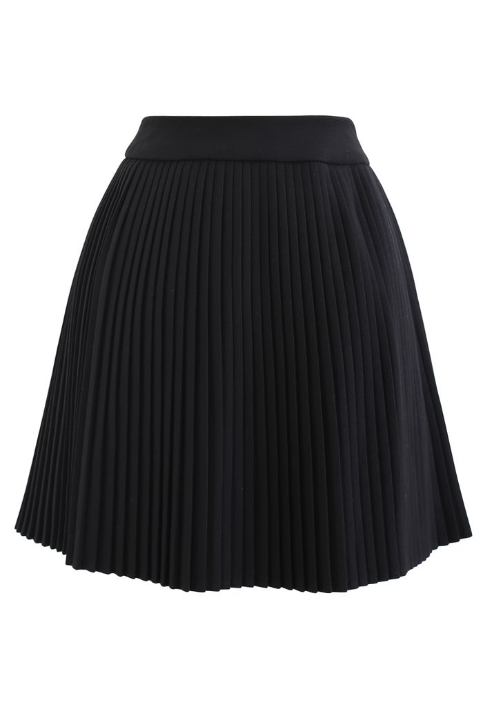 Minifalda plisada con ribetes de Horsebit en negro