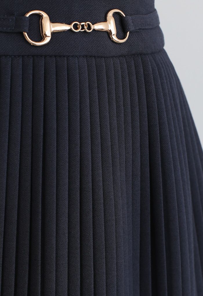 Minifalda plisada con adornos de Horsebit en humo