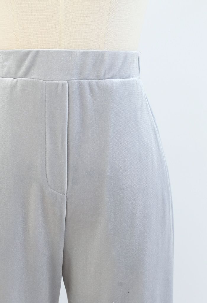 Pantalones de terciopelo de cintura alta con bolsillos laterales en gris