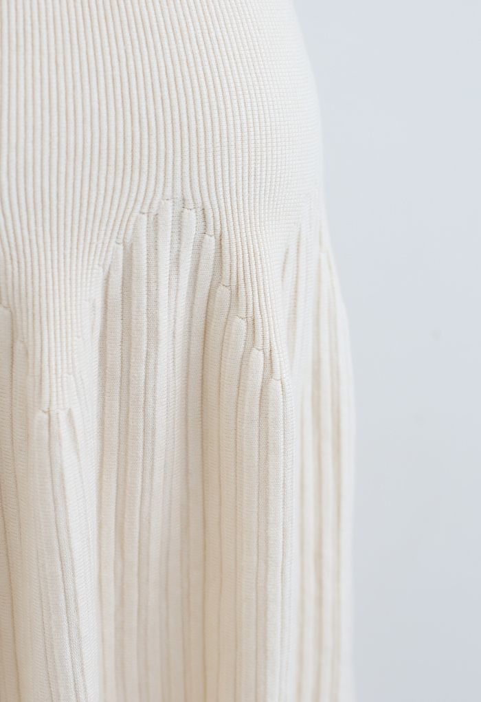 Falda midi de punto Radiant Lines en color crema