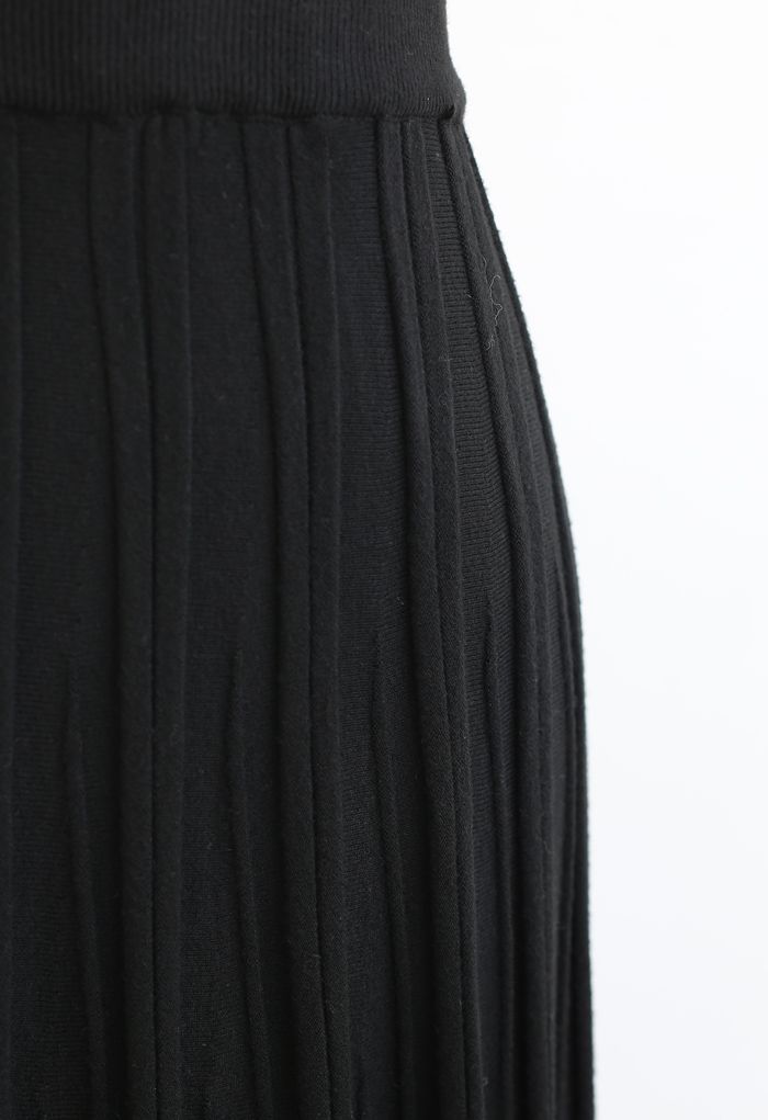 Falda de punto plisada sólida en negro