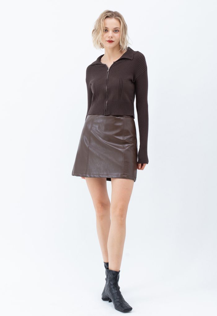 Minifalda Bud de cuero sintético con cintura cosida en marrón