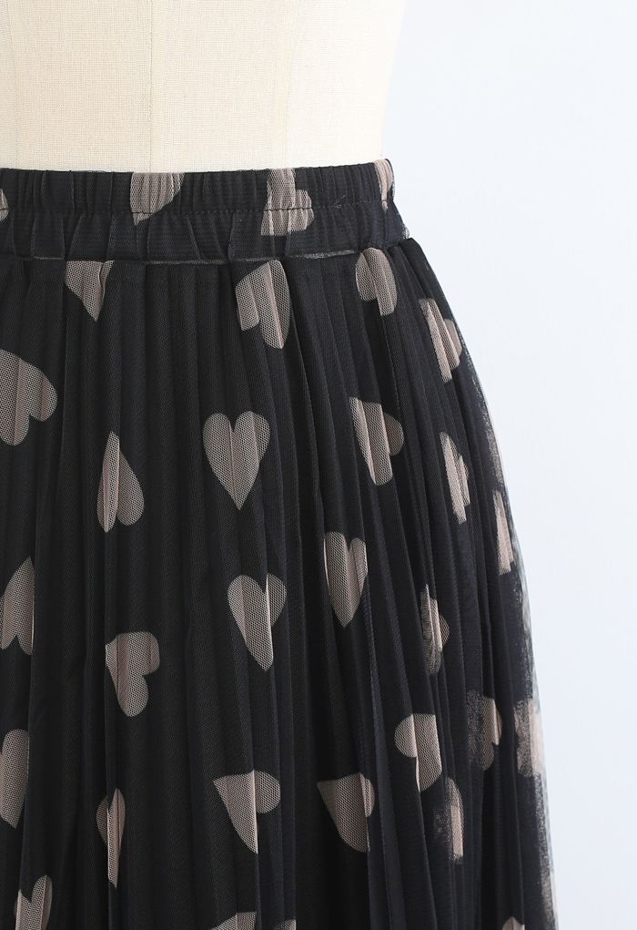 Falda de tul de malla de doble capa con estampado de corazones en negro