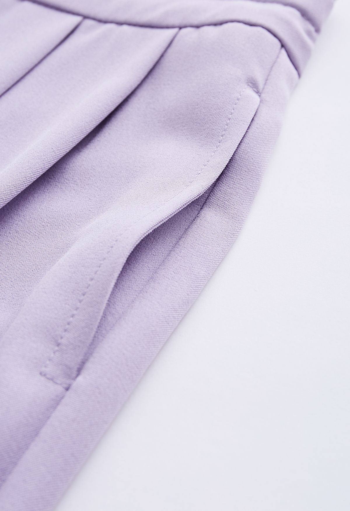 Pantalones de pernera ancha con cordón en la cintura con detalle plisado en lila