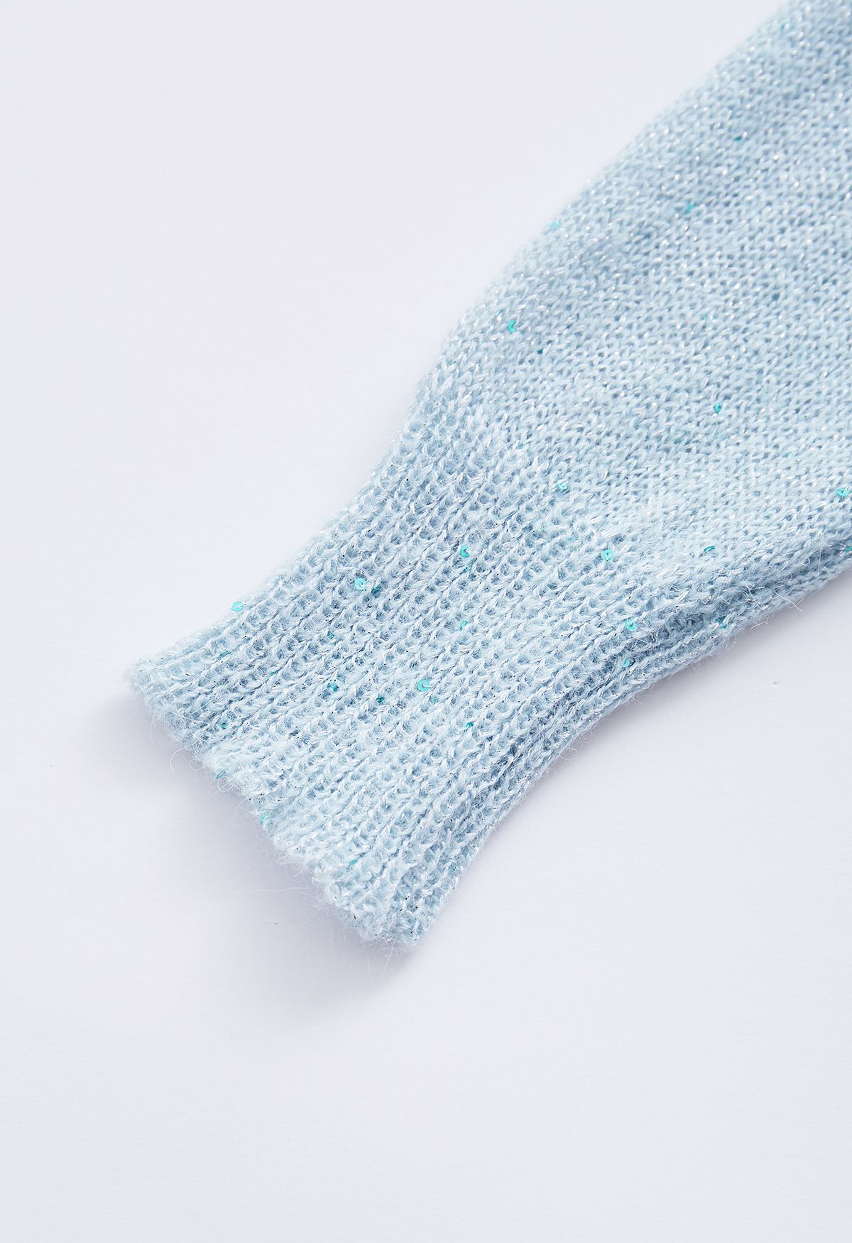 Suéter de punto con cuello redondo y lentejuelas ligeras en azul bebé