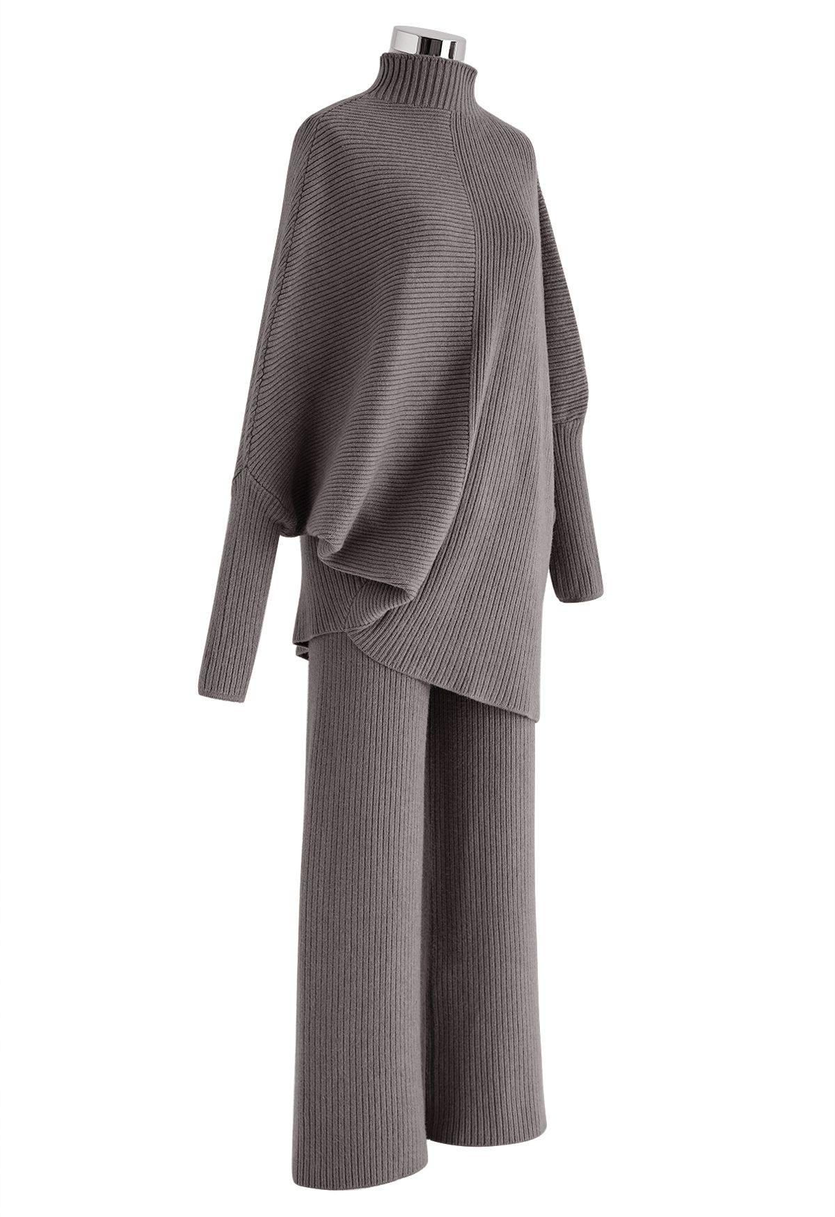 Conjunto de suéter y pantalón asimétrico con manga de murciélago en gris