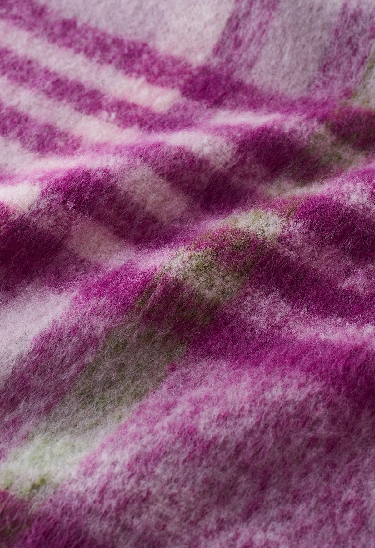 Bufanda Fuzzy Mohair Plaid Pattern en Ciruela
