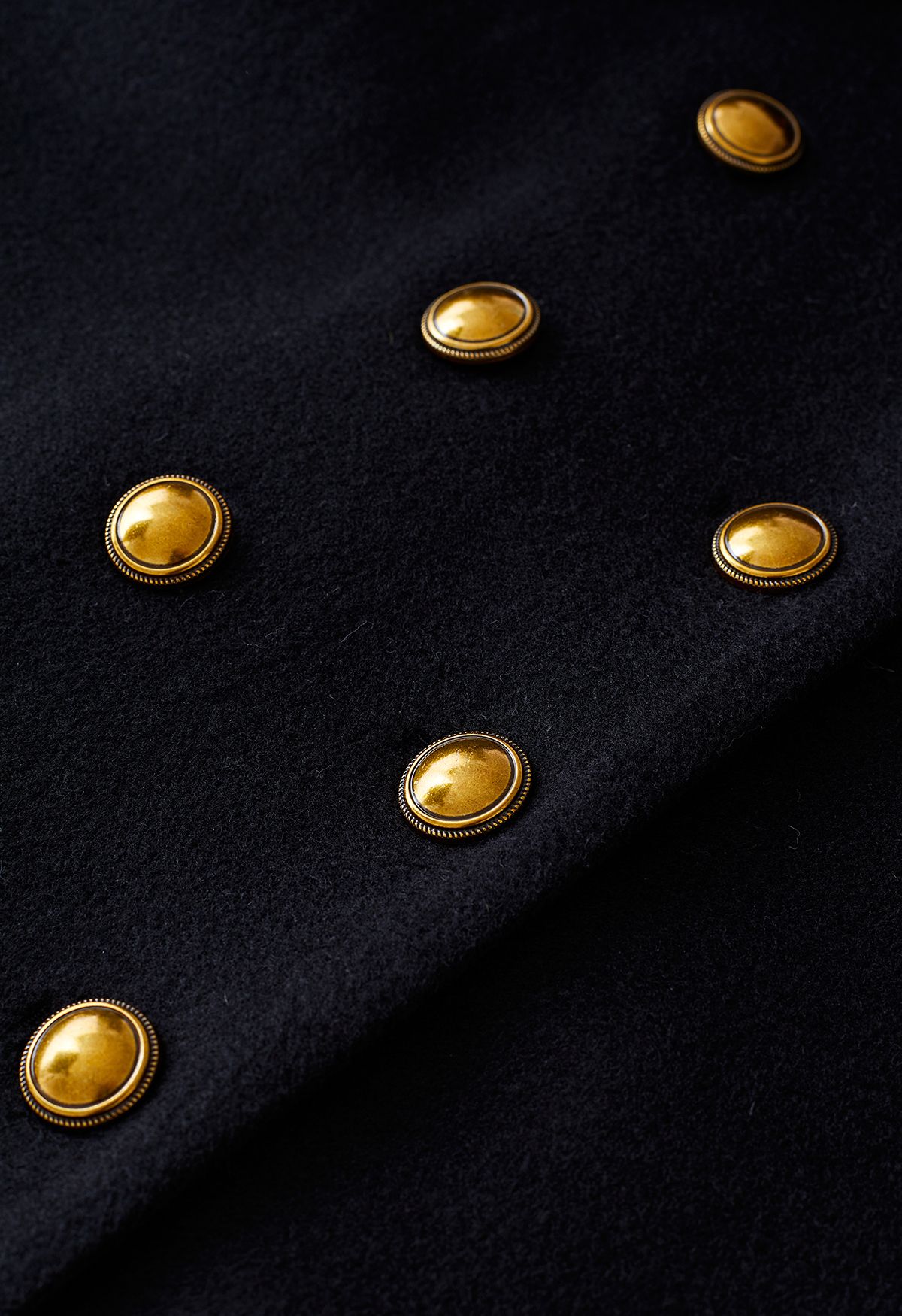 Abrigo de mezcla de lana de corte recto con doble botonadura en negro