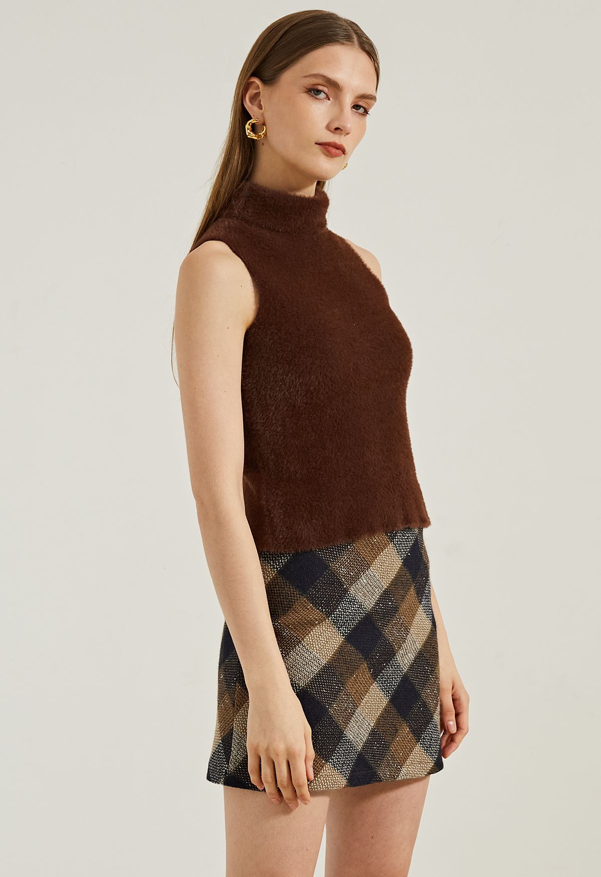 Minifalda de tweed a cuadros retro en tostado
