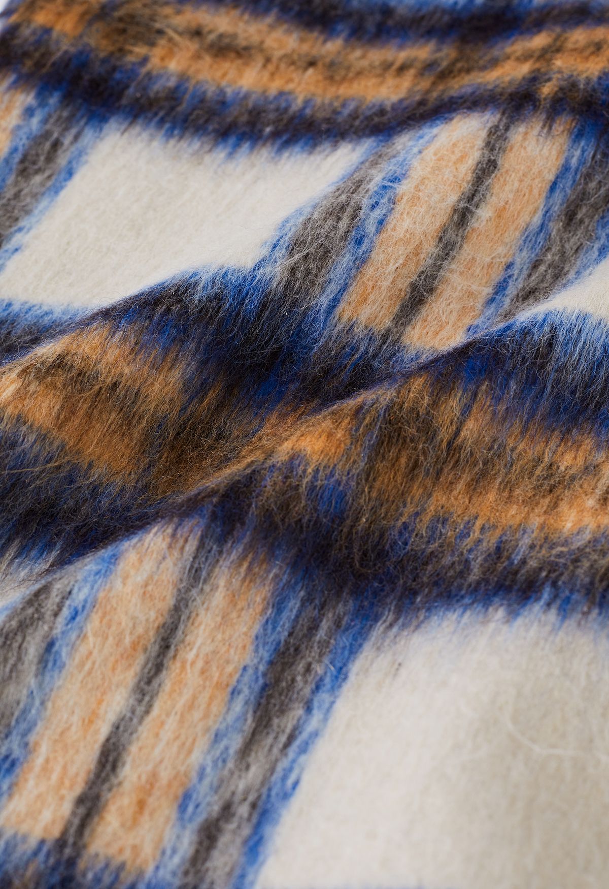 Abrigo largo de mezcla de lana con solapa de pico a cuadros en azul