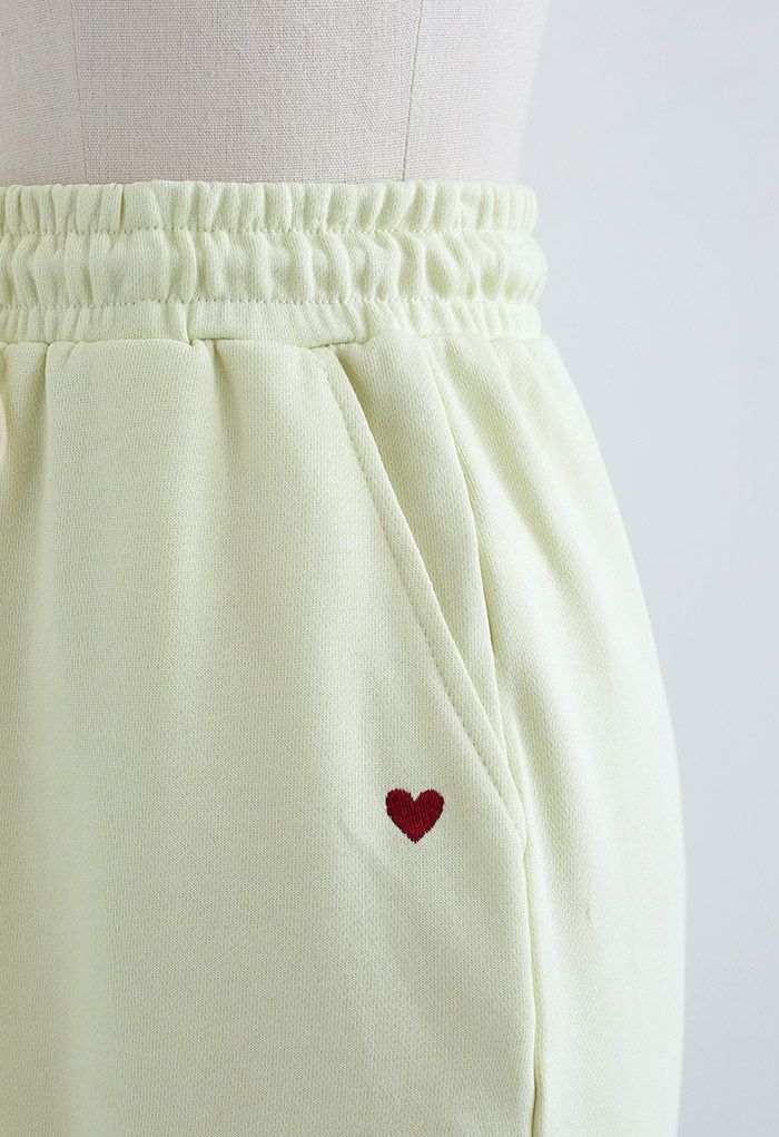 Minifalda de corazón con cordón en la cintura en color lima
