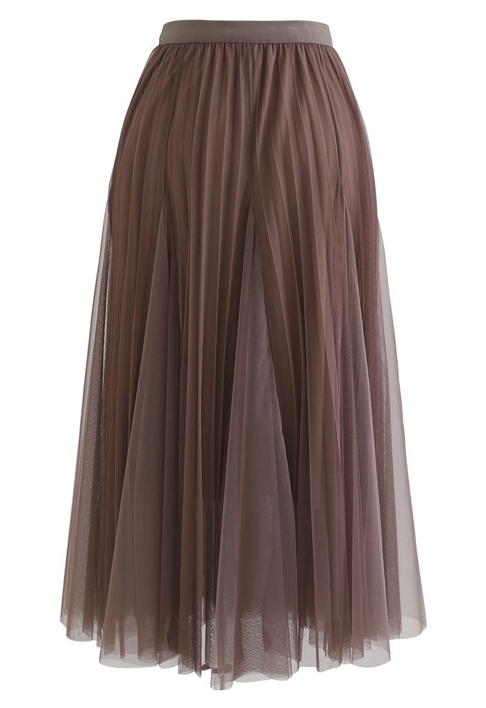 Falda larga de tul de malla con paneles plisados en marrón