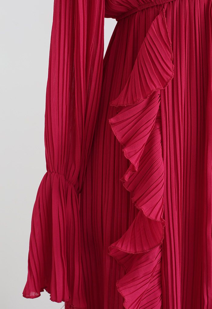 Vestido largo de gasa plisada asimétrica con volantes de Breezy en rojo