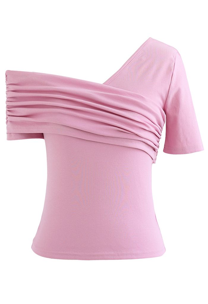 Top de manga corta con un hombro oblicuo en rosa