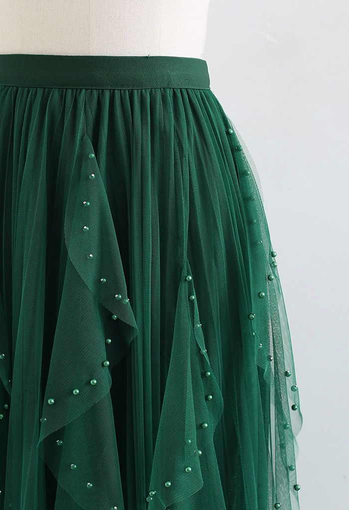 Falda de tul plisada con decoración de cuentas dispersas en verde
