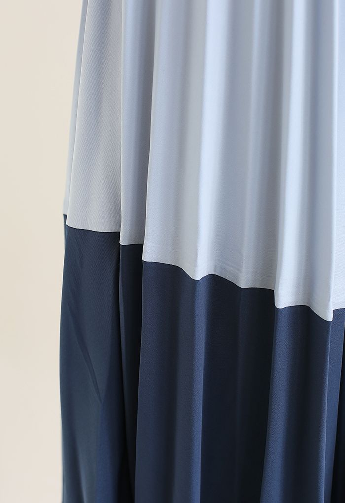Falda plisada evasé bicolor en azul