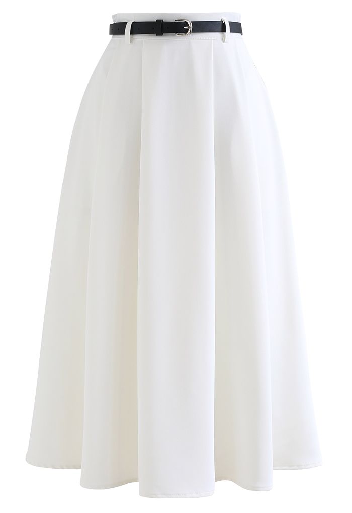 Falda midi acampanada clásica plisada con cinturón en blanco