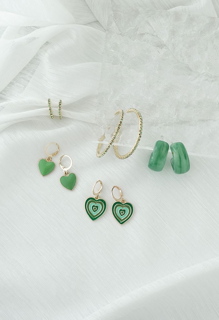 5 pares de aretes de cristal verde jade