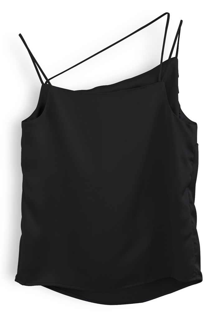 Camiseta sin mangas de satén con cuello vuelto y tres tiras en negro