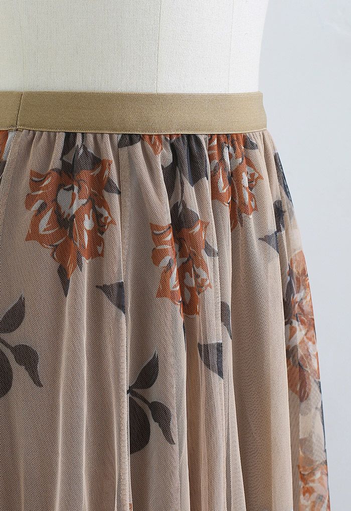 Falda midi de malla de doble capa con estampado floral en caramelo