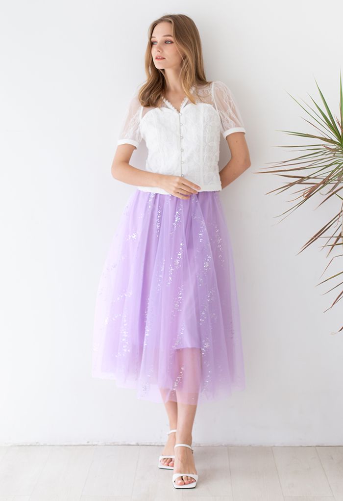 Falda larga de malla de colores mezclados con lentejuelas brillantes en lila