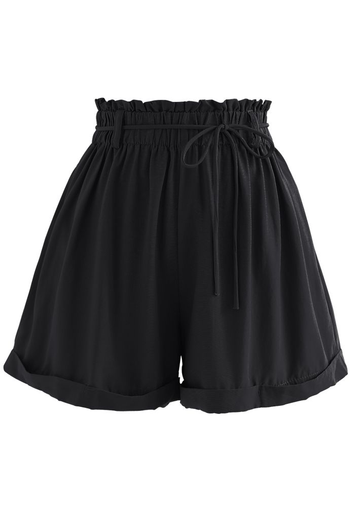 Conjunto de top corto y shorts de algodón con hombros descubiertos y volantes en negro