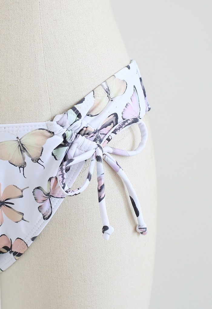 Conjunto de bikini con cuello halter y estampado de mariposas