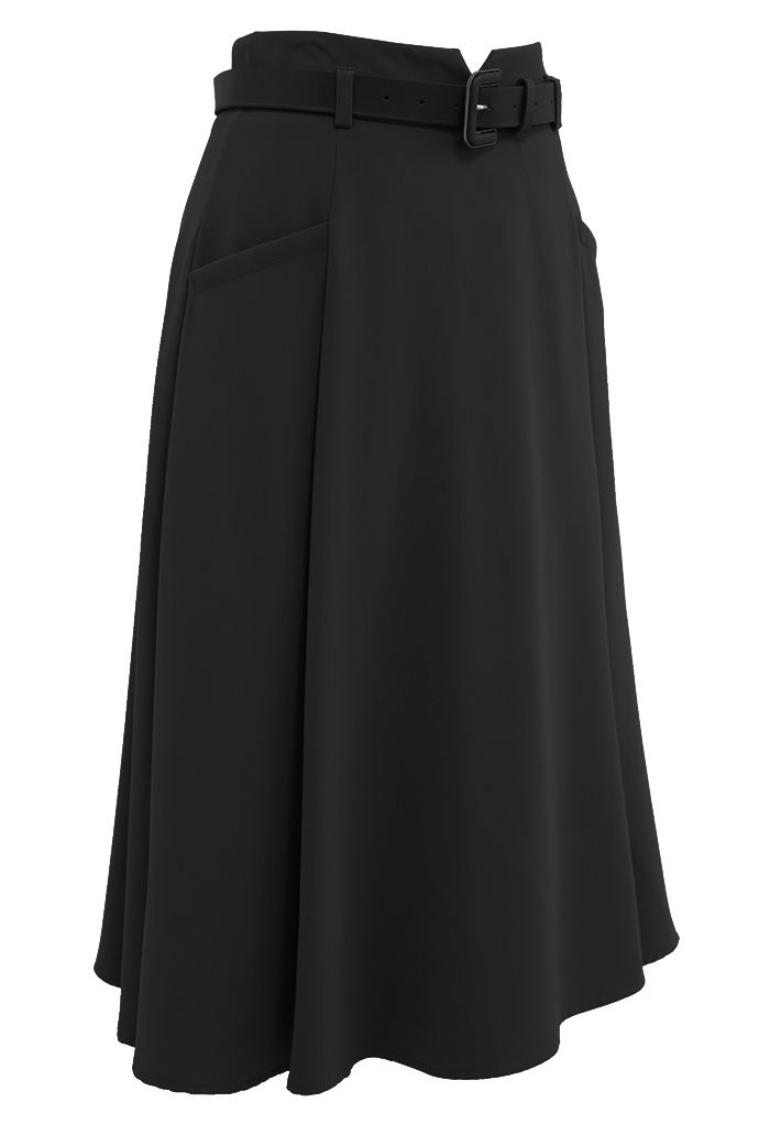 Falda midi con cinturón y bolsillos delanteros en negro