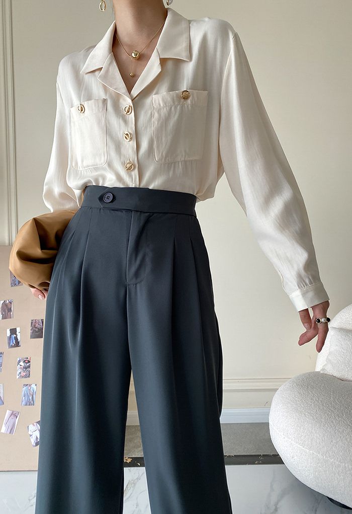 Camisa de manga larga con botones de aro en color marfil