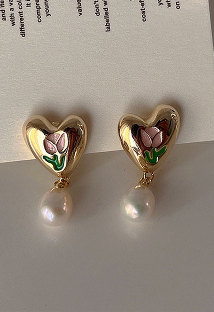 Pendientes de perla en forma de corazón de tulipán