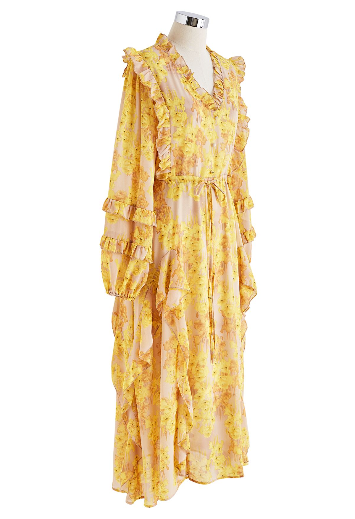 Elegante vestido de gasa con lazo en la cintura y ribete con volantes florales en amarillo