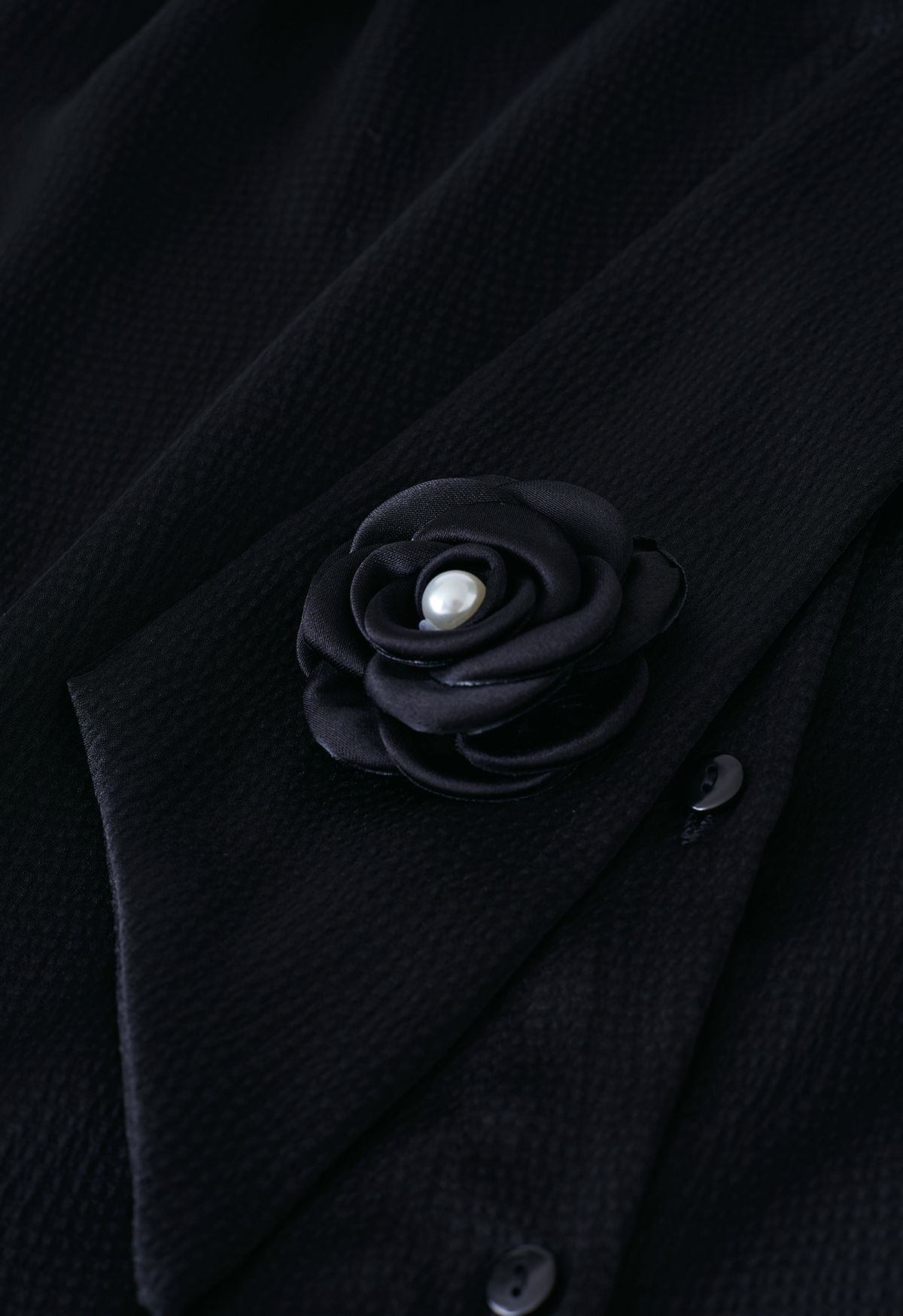 Camisa Rose Bowknot en relieve en negro