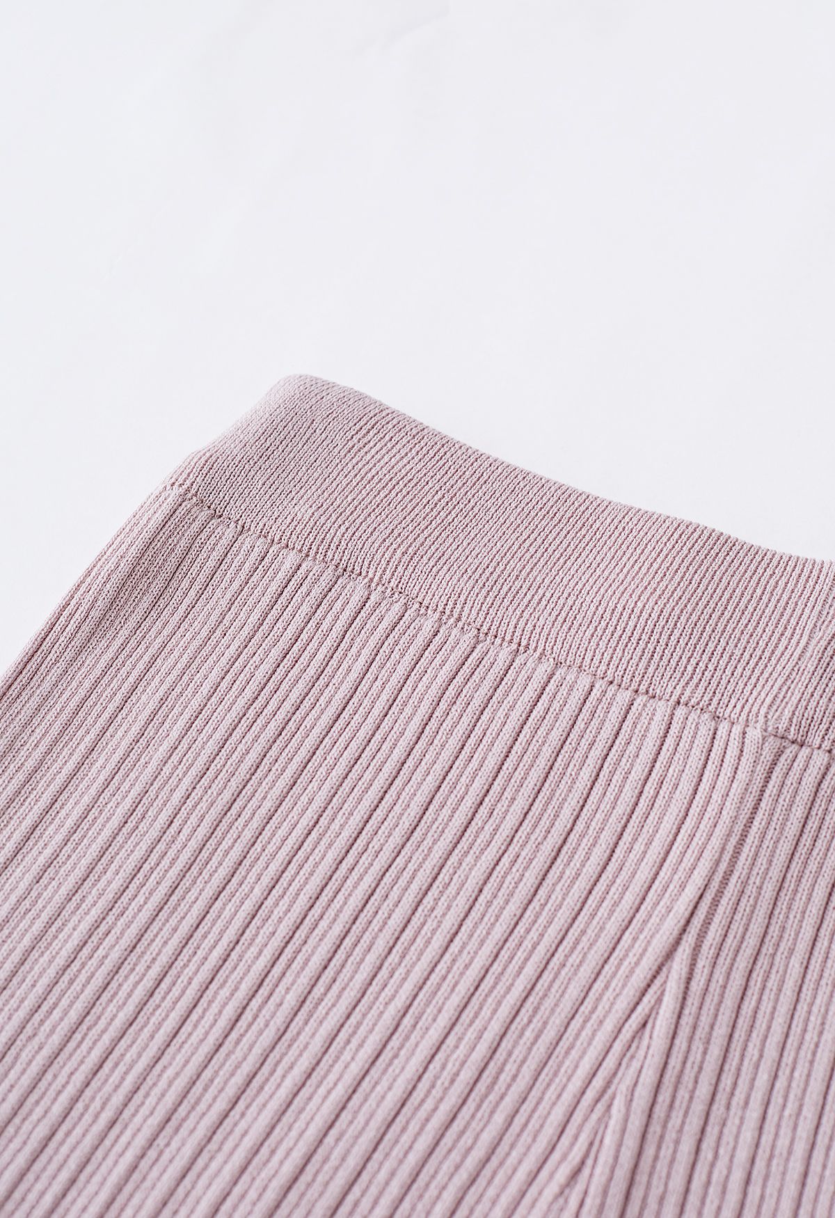 Conjunto de pantalón y top de punto con cordón en la manga en rosa polvoriento