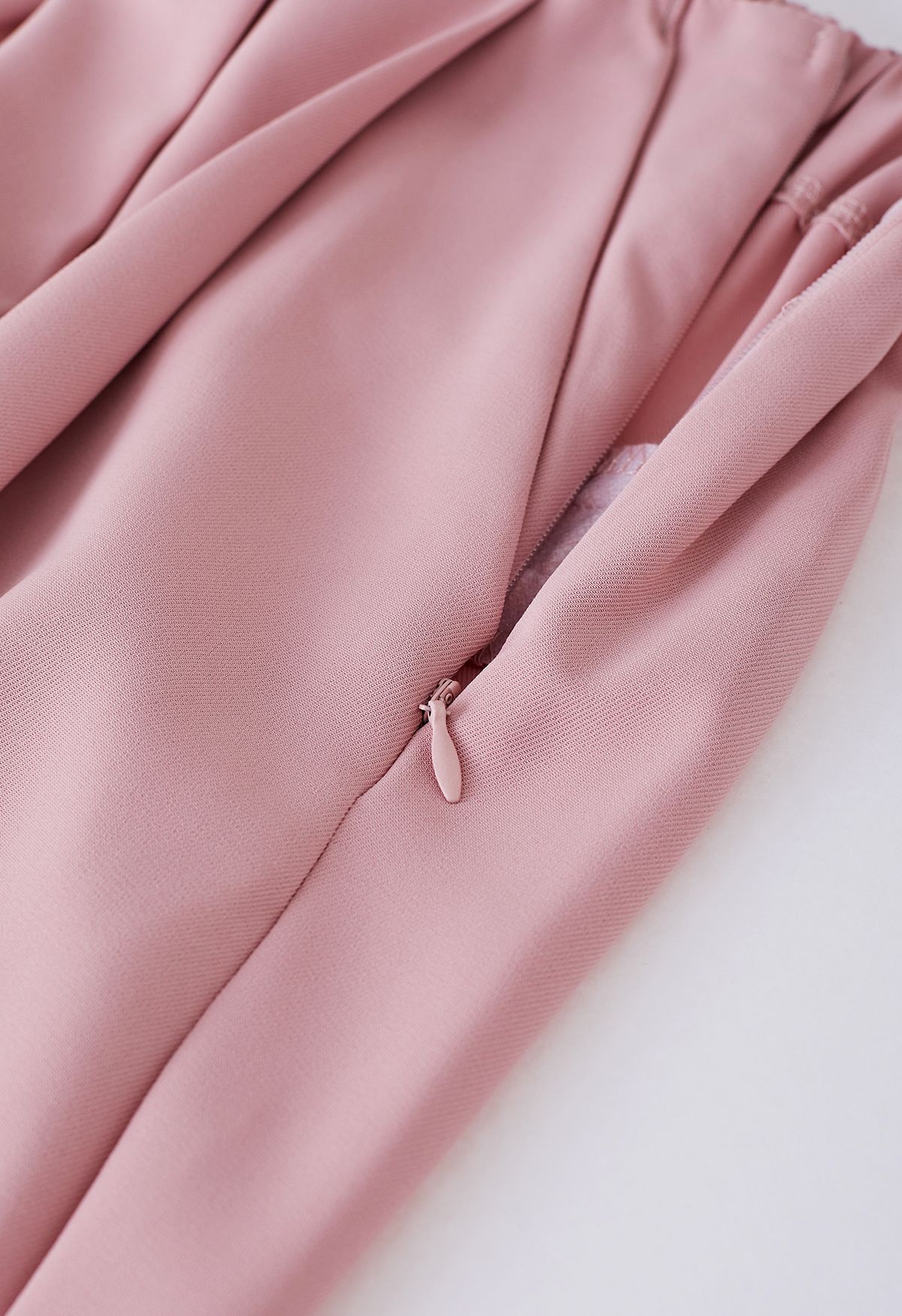 Pantalones pitillo de pernera ancha en rosa de Fanciful