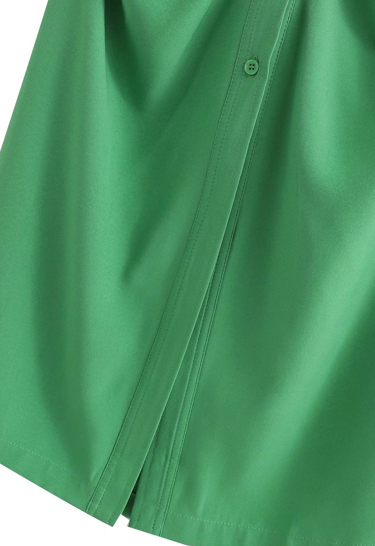 Vestido camisero fruncido lateral con abertura en la cintura en verde