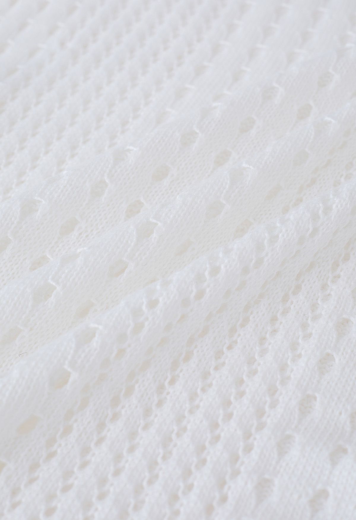 Cubierta ahuecada con abertura lateral en blanco