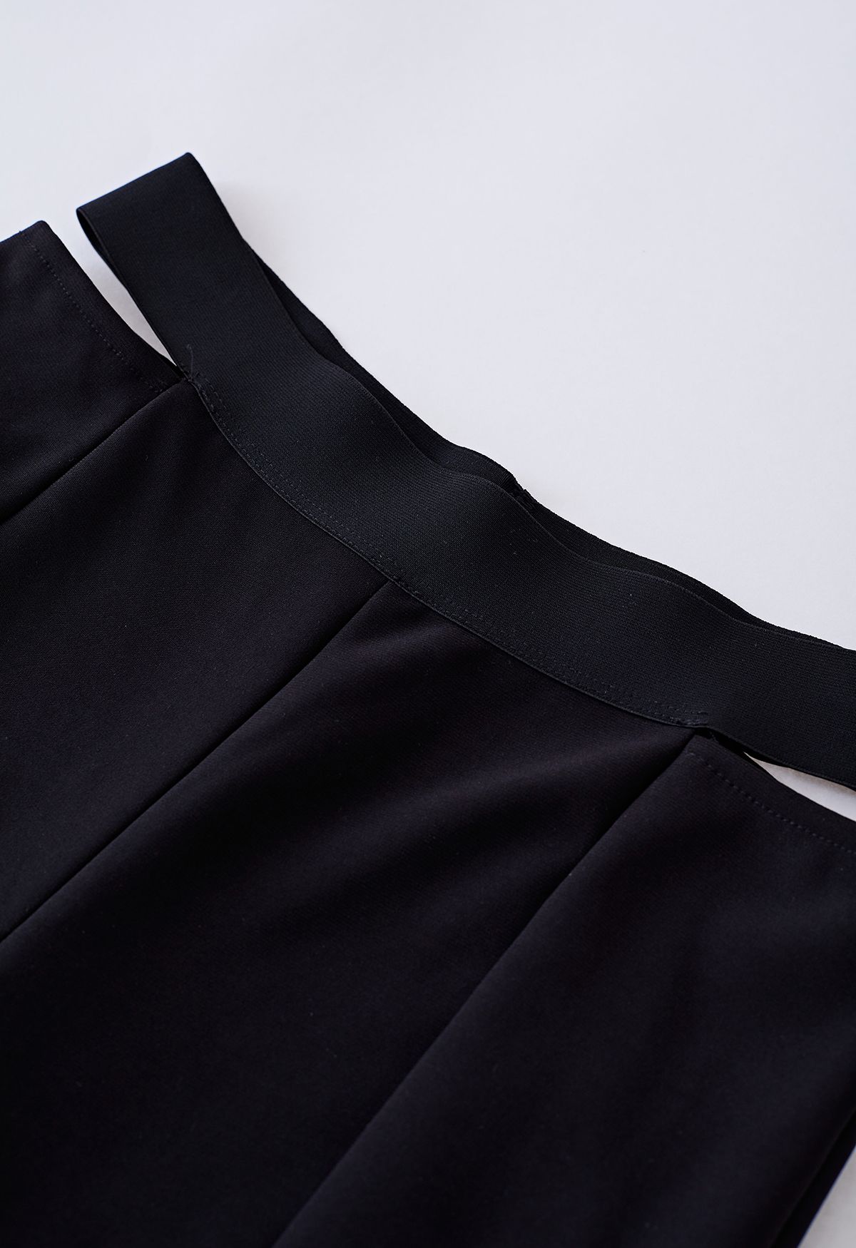 Pantalones acampanados con media cintura elástica en negro - Retro, Indie  and Unique Fashion
