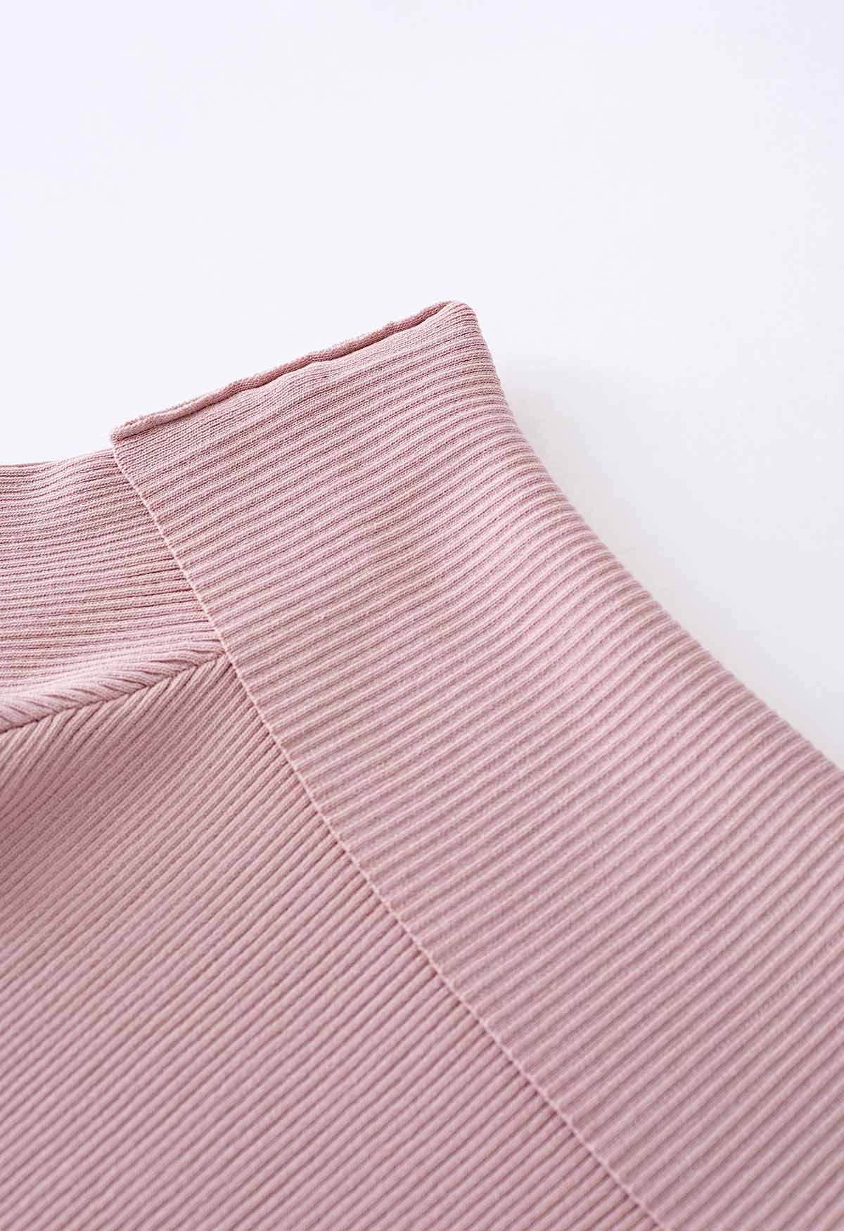 Top de punto de manga corta con hombros descubiertos en rosa