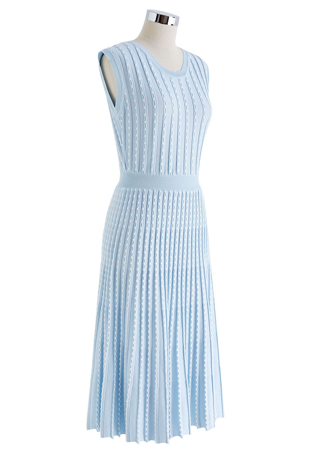 Vestido de punto sin mangas con costura ondulada en azul