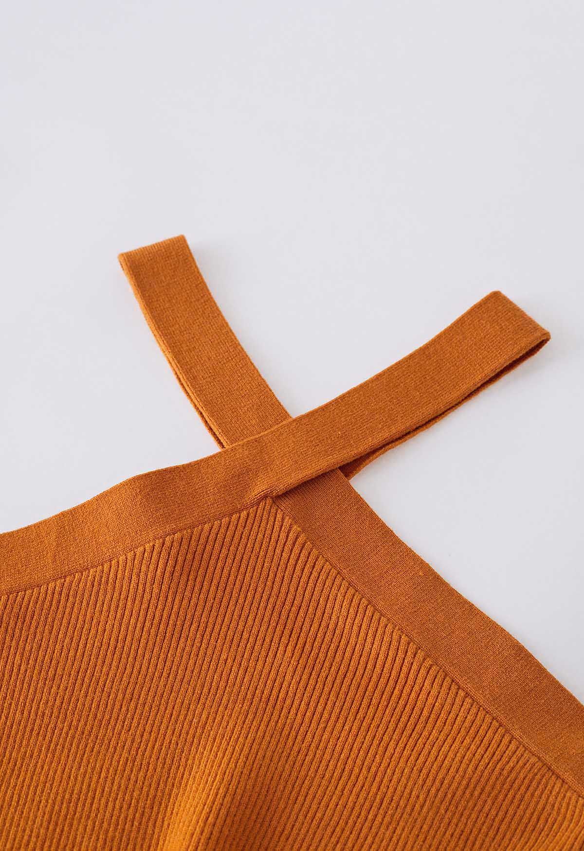 Top de punto halter con tiras cruzadas en naranja