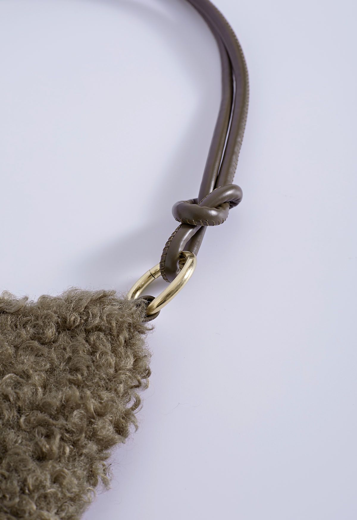 Bolso de hombro de lana de cordero suave de doble cuerda en caqui
