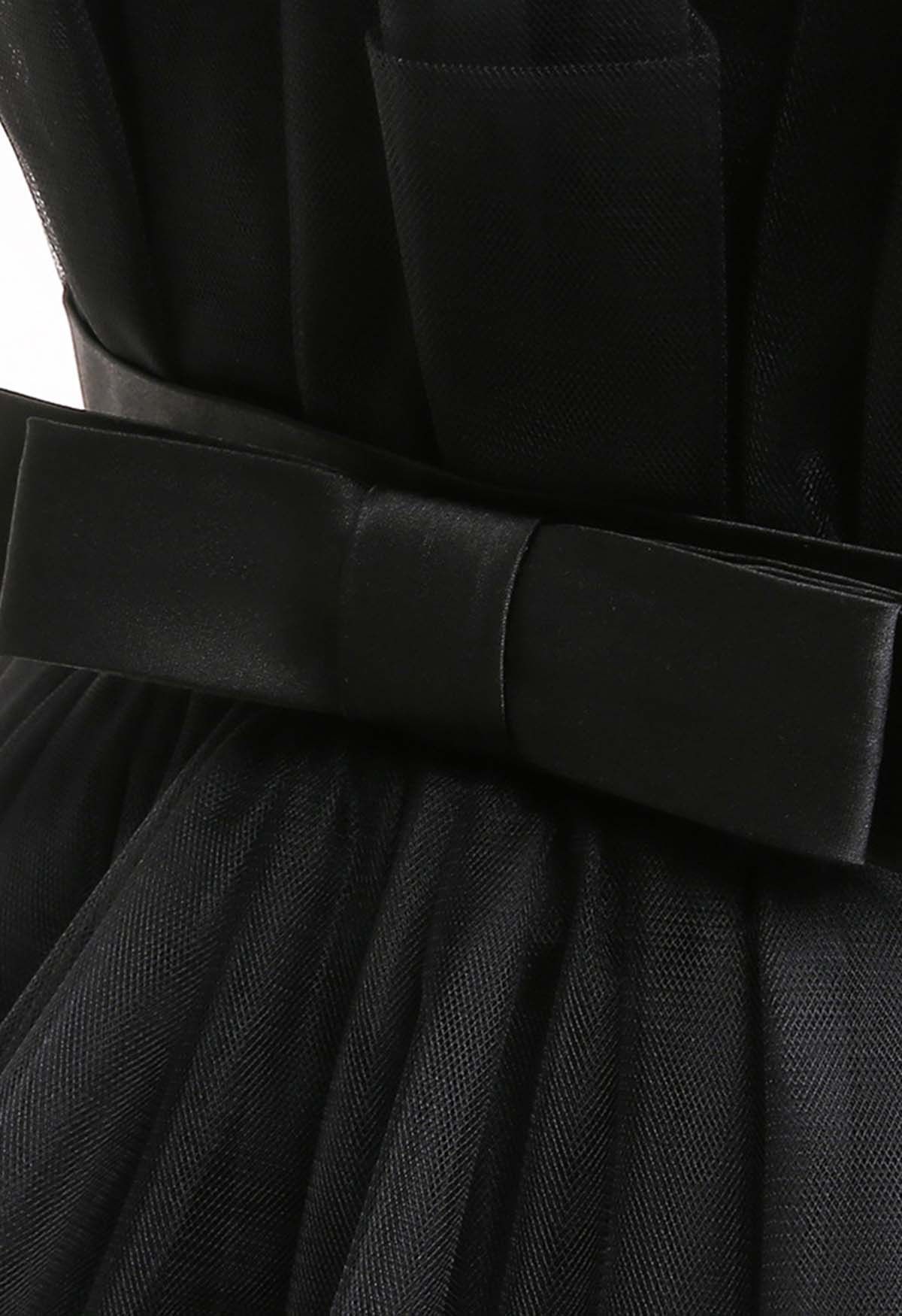 Vestido de tul con cintura con lazo en negro para niños
