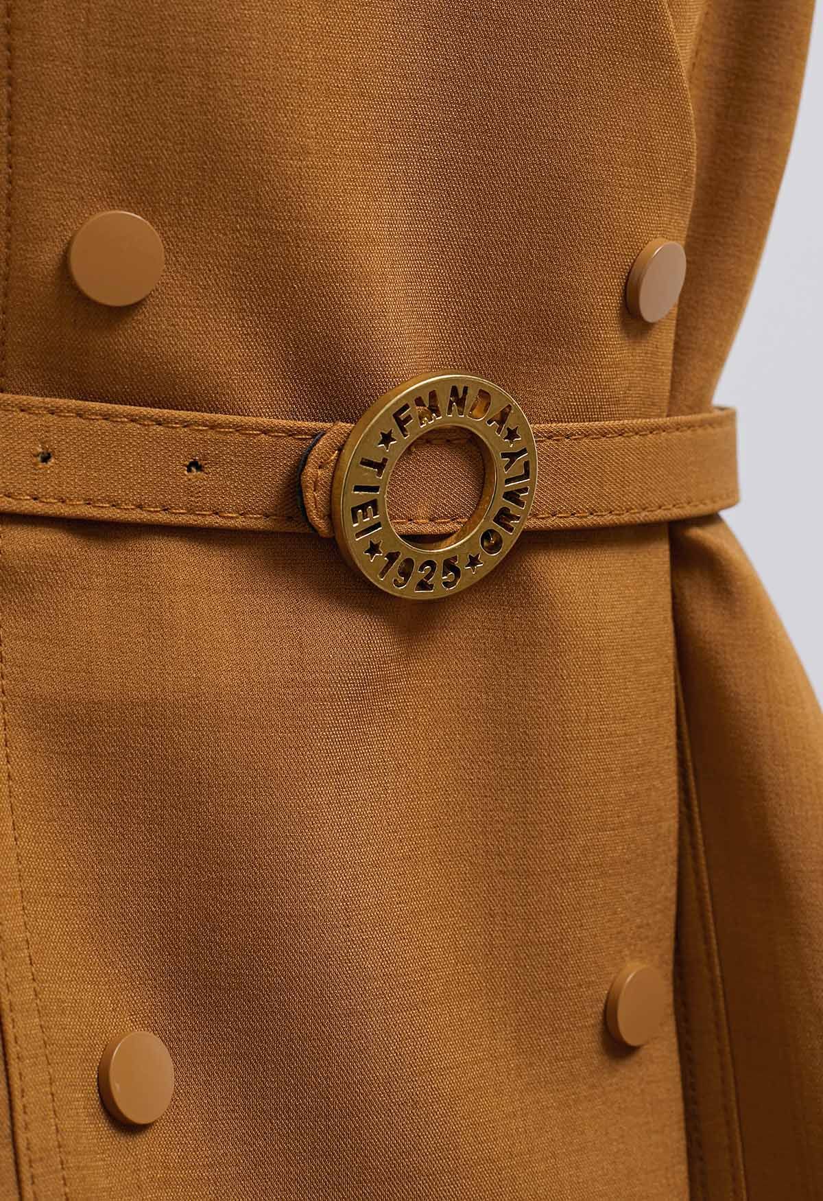 Conjunto de chaleco con cinturón y chaqueta con solapa Storm en color caramelo