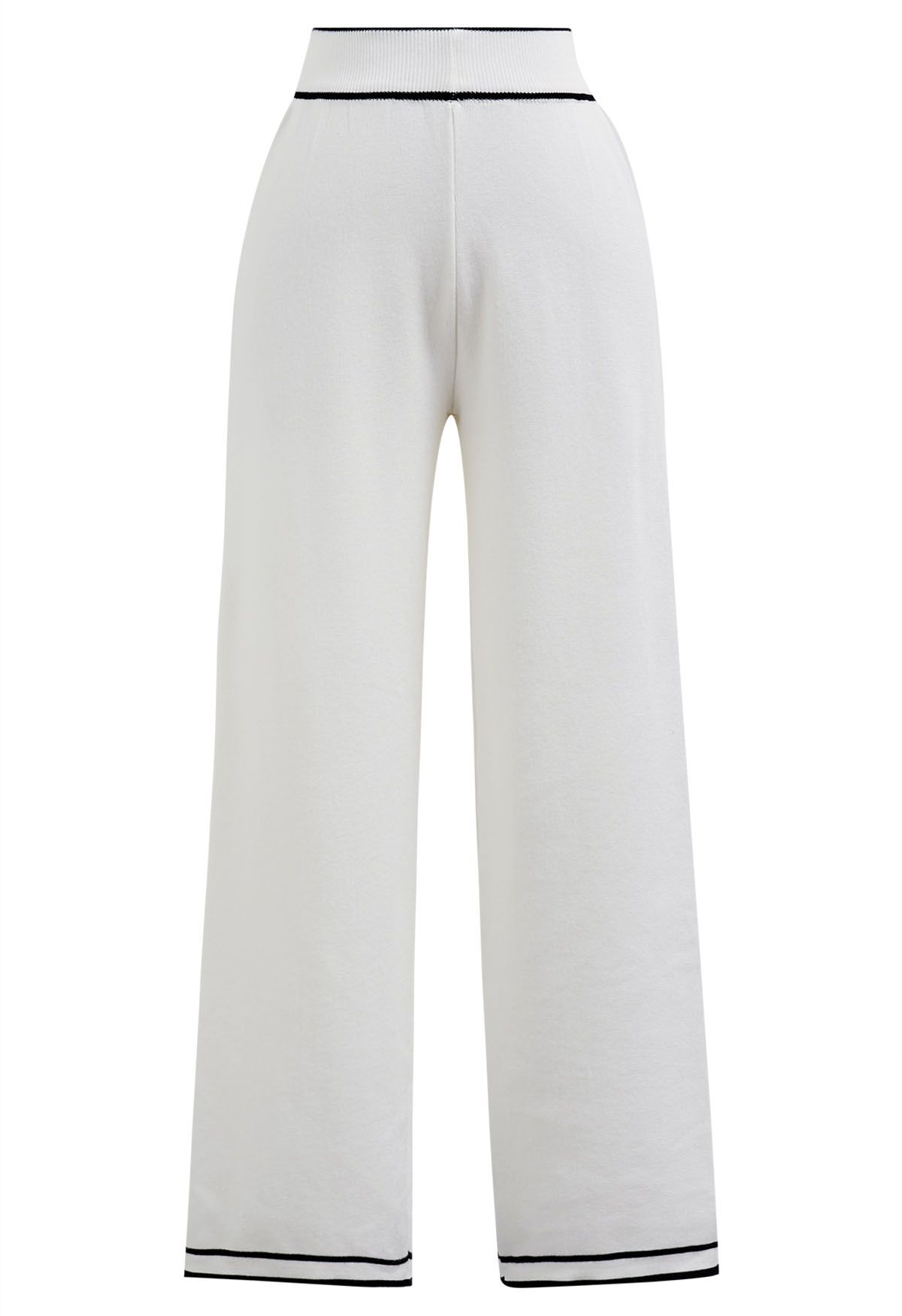 Conjunto de pantalón y cárdigan de punto con botones en contraste en blanco