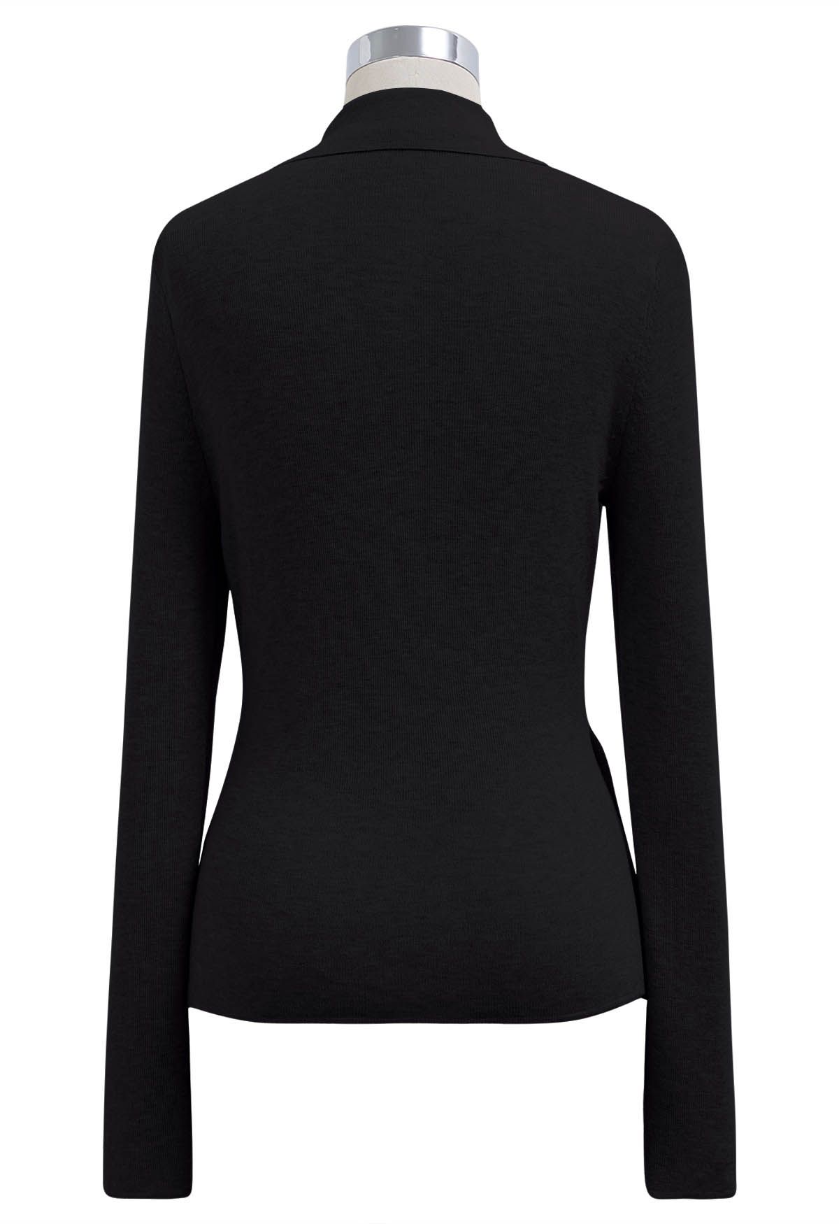 Top de mezcla de lana con cuello sobrepelliz en negro