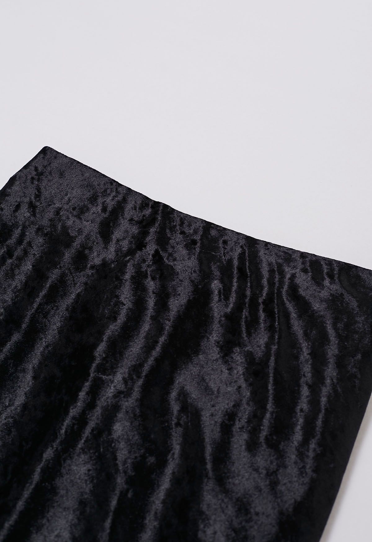 Falda larga de cintura alta de terciopelo suave en negro