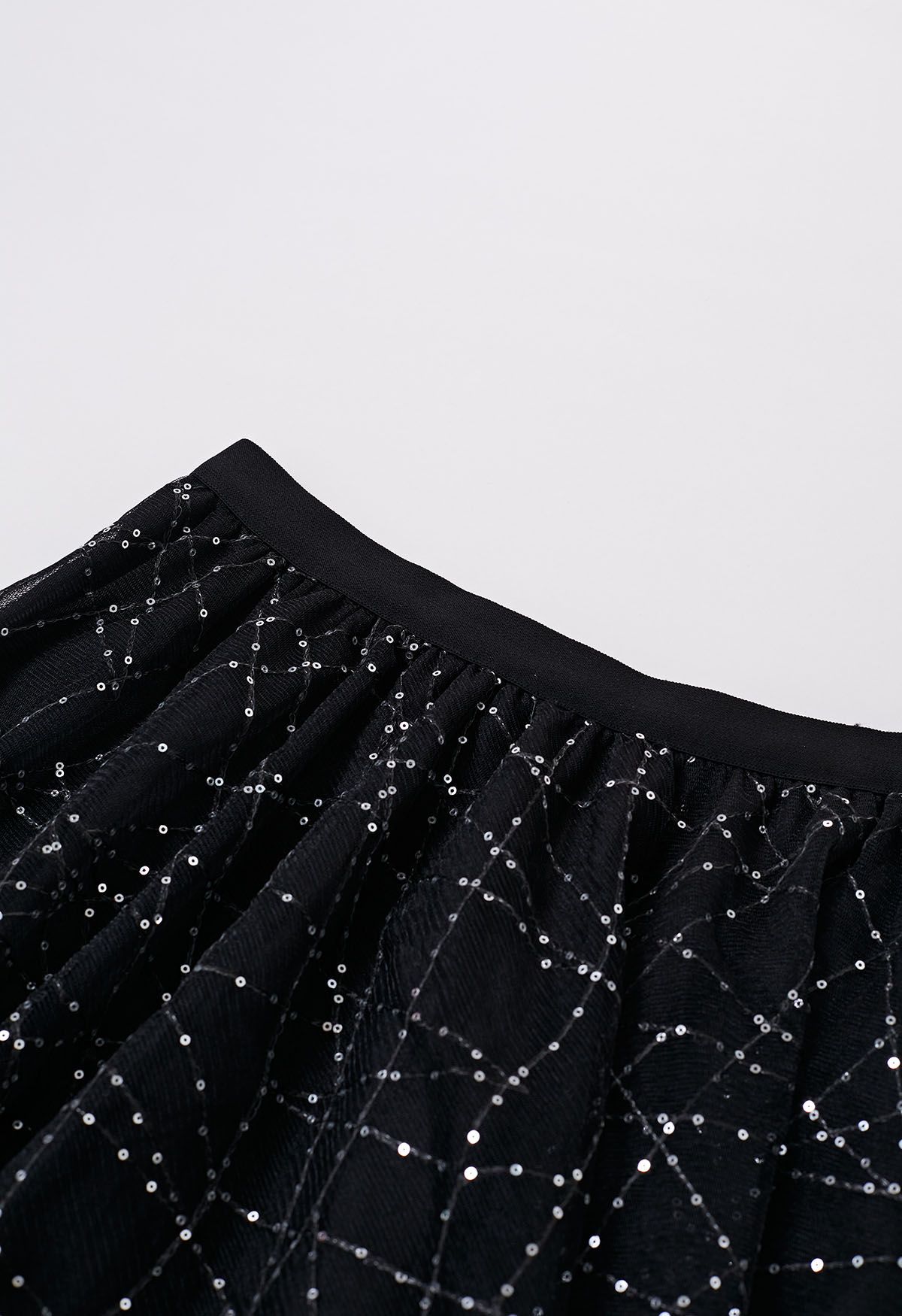 Falda midi de tul de malla de doble capa con bordado de lentejuelas en negro