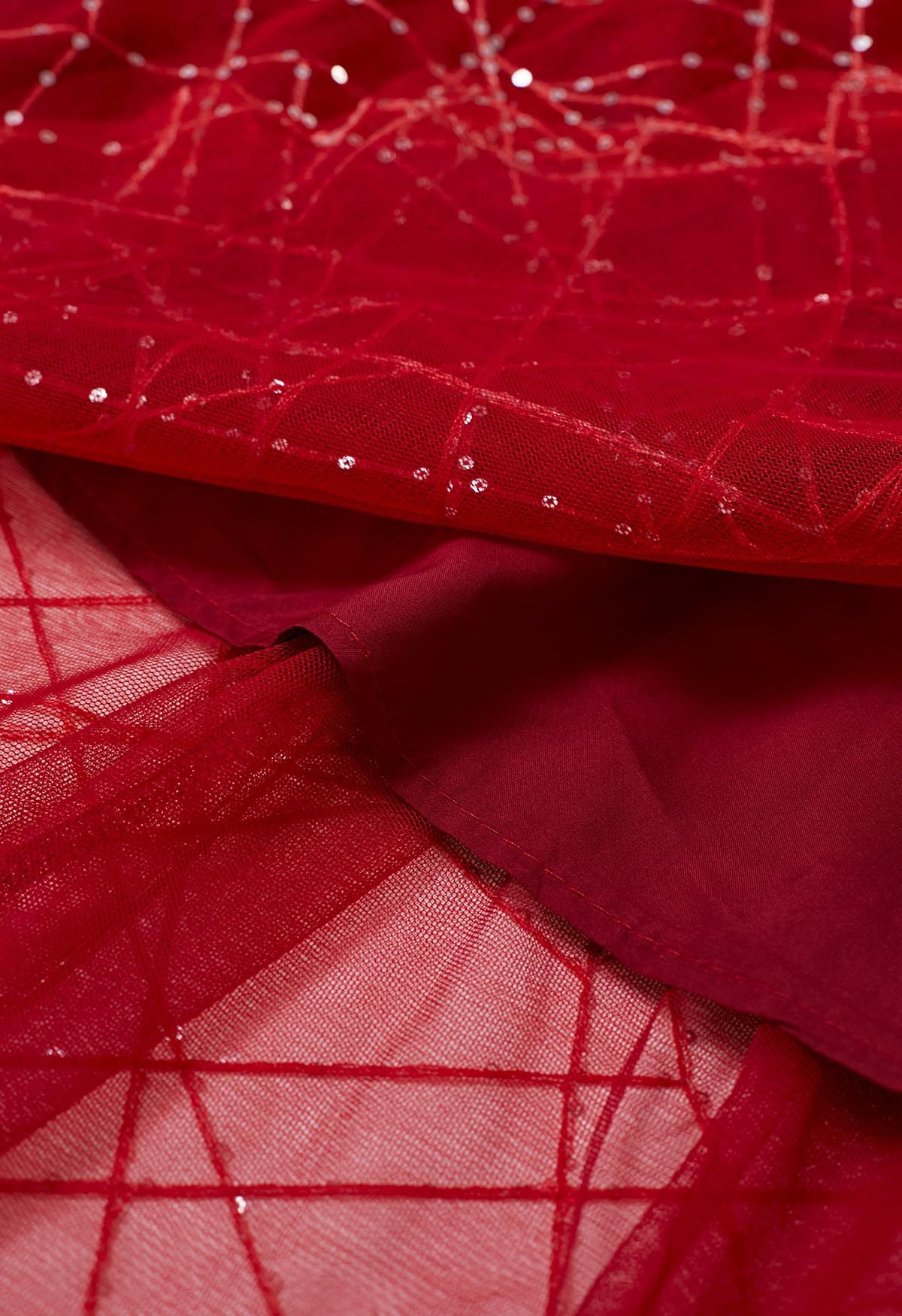 Falda midi de tul de malla de doble capa con bordado de lentejuelas en rojo