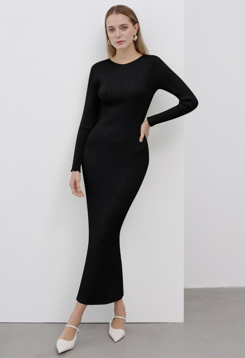 Vestido largo de punto ajustado con textura de rayas en negro