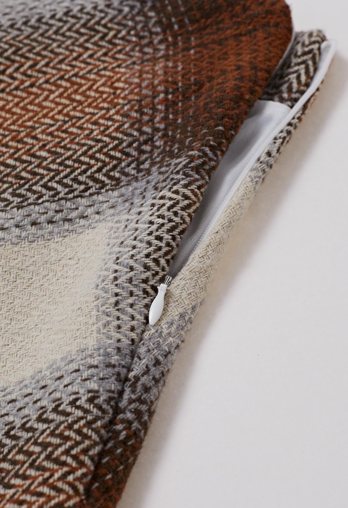 Exquisita minifalda de mezcla de lana con estampado de cuadros